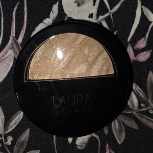 NEW-Baked Balance-n-Brighten ColorCorrecting Foundation- Light